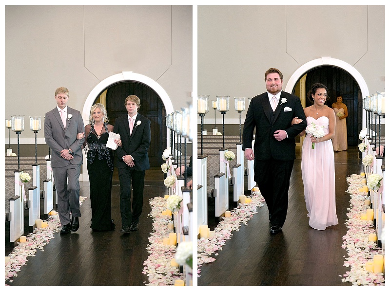 Blush and white Piazza in the Village wedding flowers