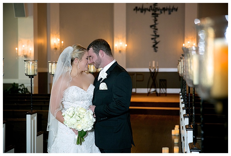 Blush and white Piazza in the Village wedding flowers