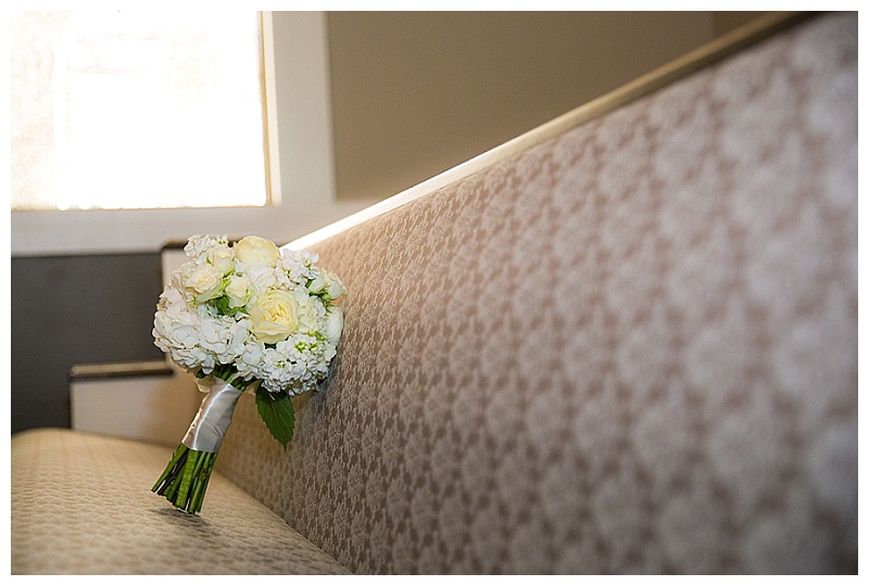 Blush and white Piazza in the Village wedding flowers