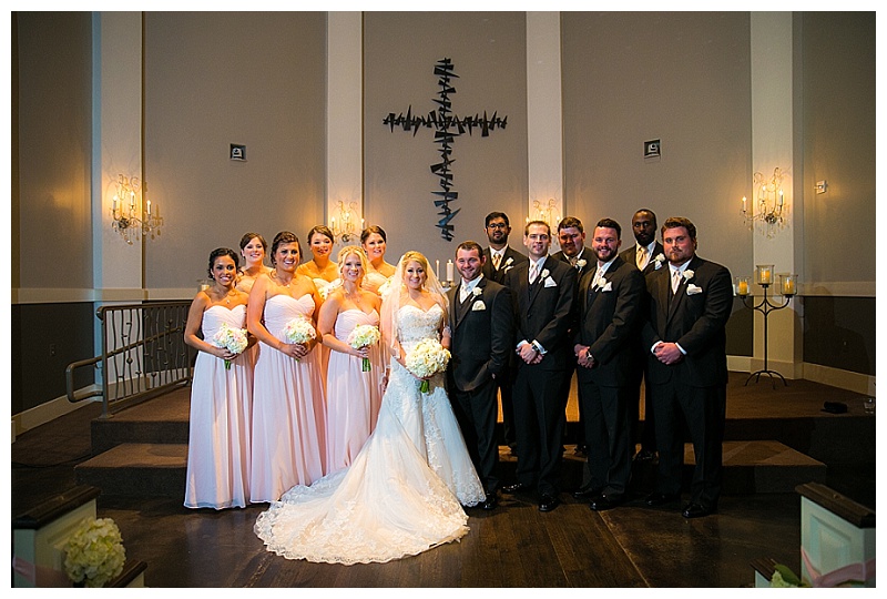 Blush and white Piazza in the Village wedding flowers