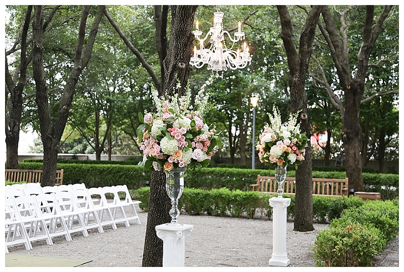 Marie Gabrielle traditional Wedding Flowers