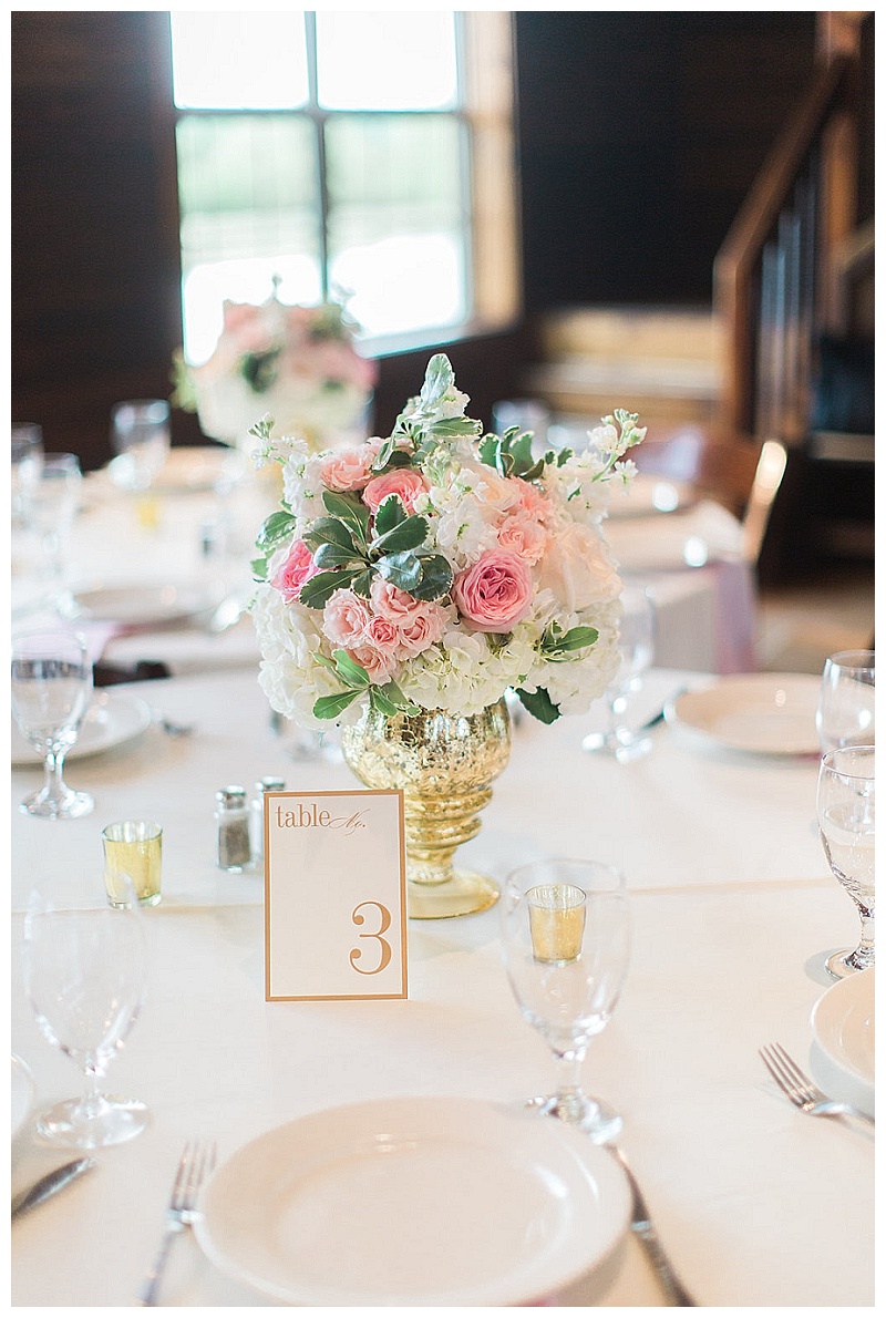 Blush, pink and white Dallas wedding flowers