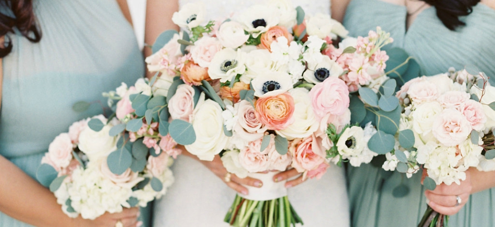 We loved working on this beautiful floral arrangement! The bride loved working with A & L Floral, an affordable Dallas wedding florist!