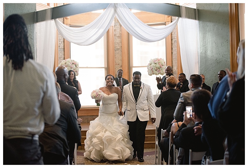 Traditional white and blush dallas wedding flowers at the Old Red Museum