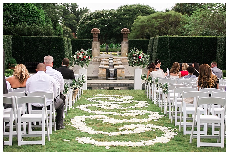 Garden style Dallas arboretum wedding flowers