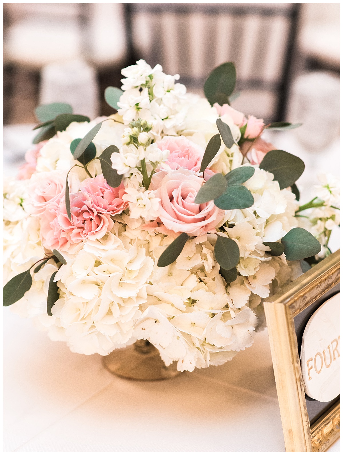 Timeless classic ivory and blush dallas wedding flowers