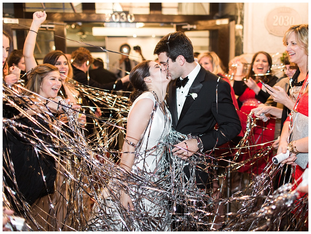 Timeless classic ivory and blush dallas wedding flowers