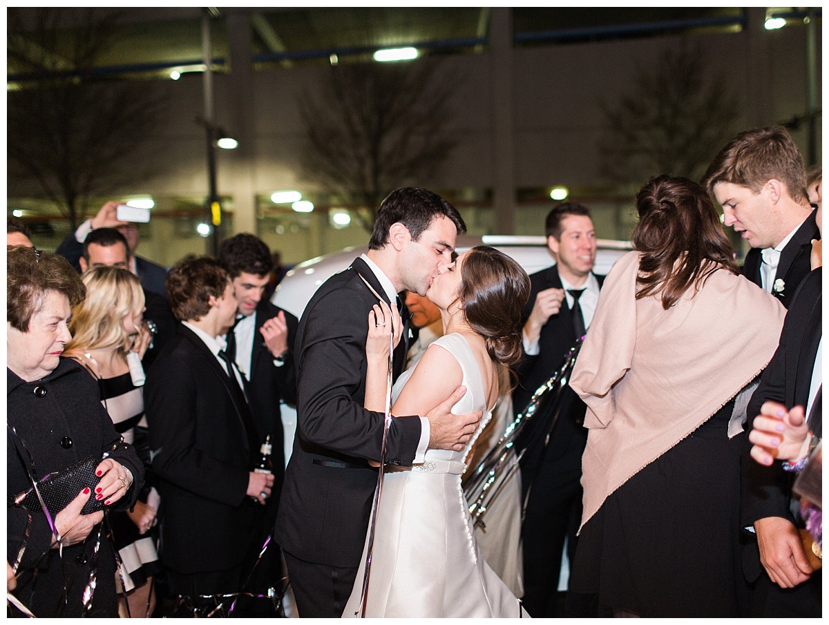 Timeless classic ivory and blush dallas wedding flowers